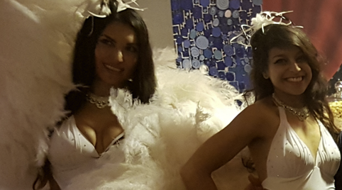 Burlesque hostess voor uw feest